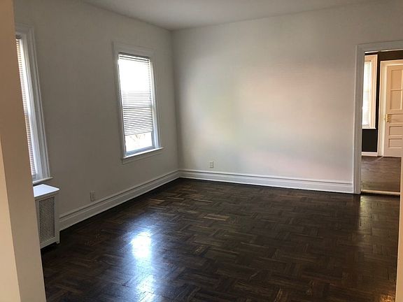 4th image of 1429 E 37th St