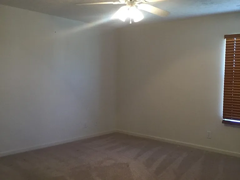 2891 Biscayne Ct — Photo 22