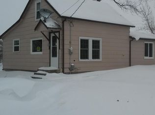 410 7th Ave SE, Devils Lake, ND 58301