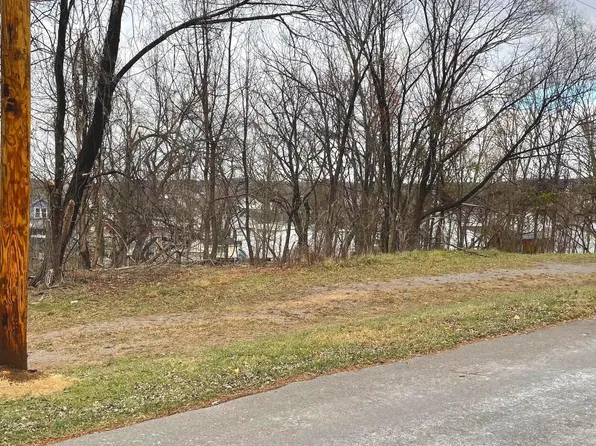 Wirgman Ave, Romney, WV 26757