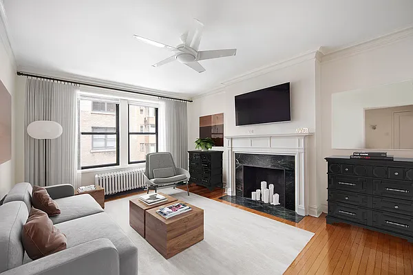 Sold by Compass | media 1
