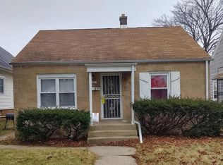 4551 N 40th St, Milwaukee, WI 53209