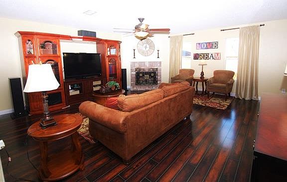 5th image of 2612 Avalon Creek Way