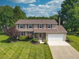 2485 Cardigan Dr, Akron, OH