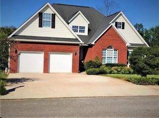 435 Quartz Dr, Chickamauga, GA 30707