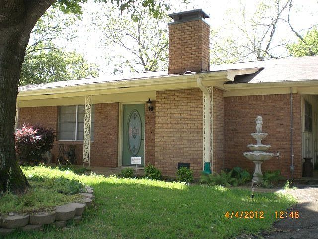 1st image of 205 Shamrock Dr