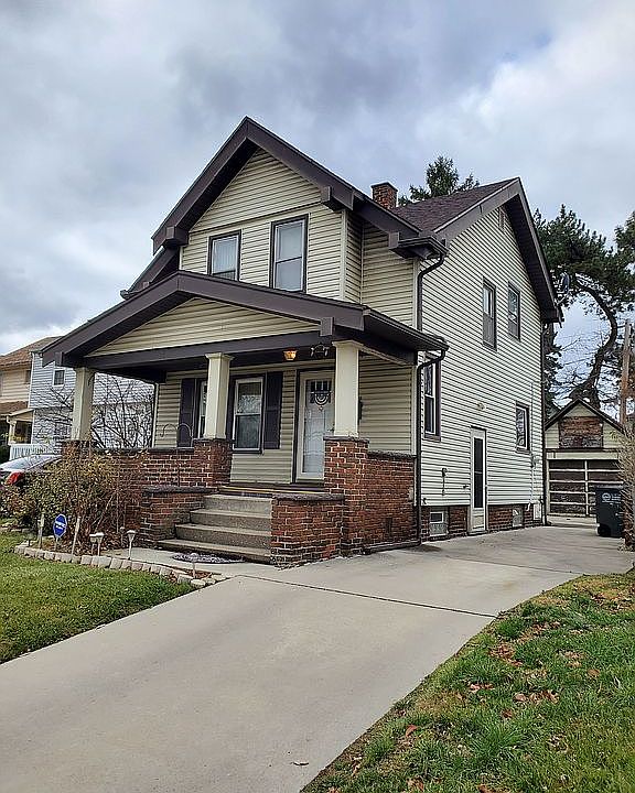 1st image of 2829 Winsted Dr
