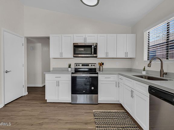 5th image of 4721 N 86TH Drive