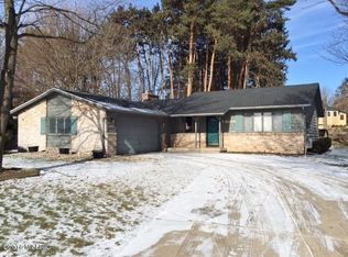 6239 Patagonia Dr SE, Grand Rapids, MI 49546