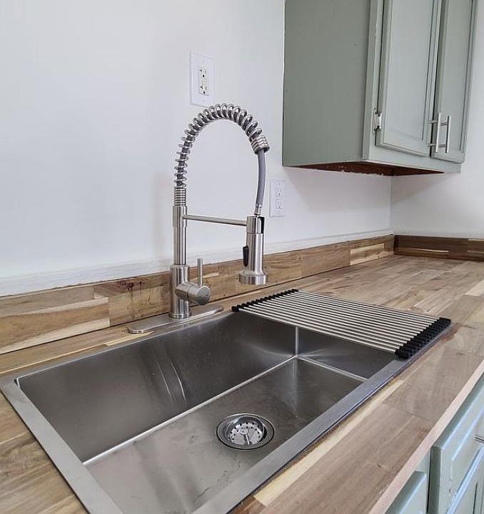 1st image of 107 Verton Dr #3