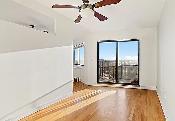 5th image of 1610 De Kalb Ave #4C