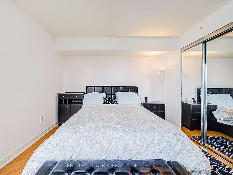 38 Elm St #2715 — Photo 32