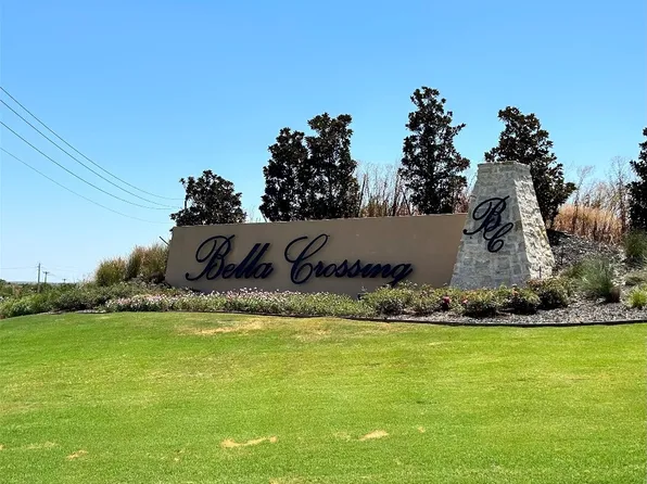 12401 Bella Dio Dr, Fort Worth, TX 76126
