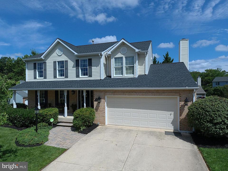 1st image of 724 Thornwood Dr
