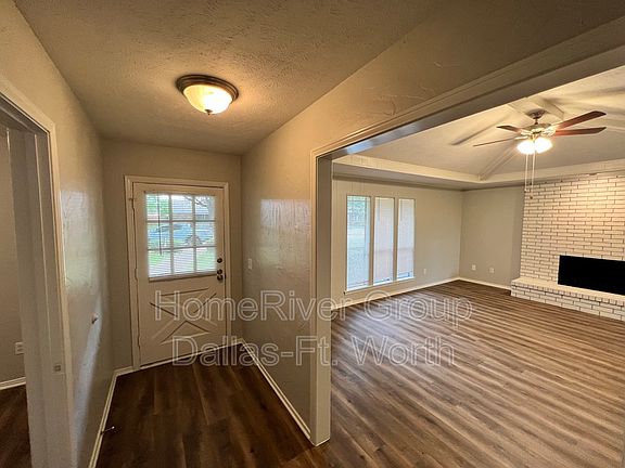 4th image of 3850 Westminster Dr