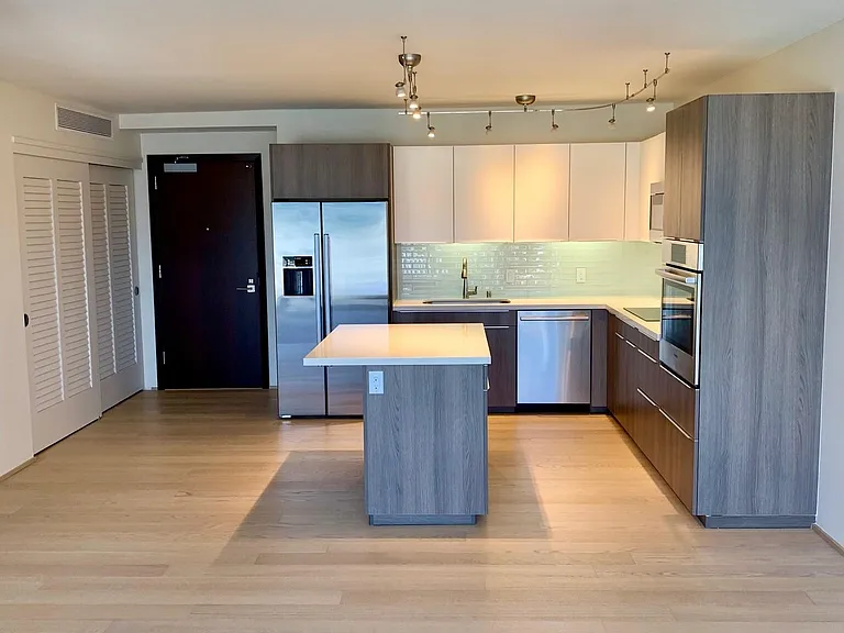888 Kapiolani Blvd #4201 — Photo 1