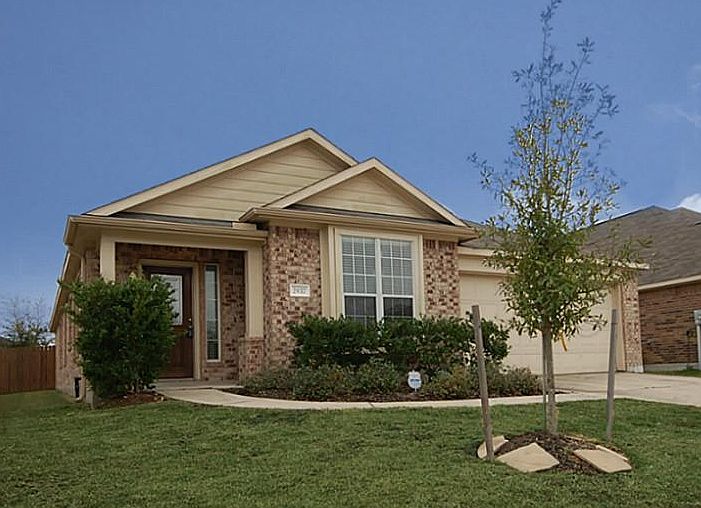 1st image of 2937 Silver Landing Ln