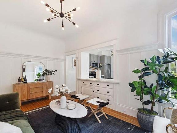 5th image of 1117 Noe St