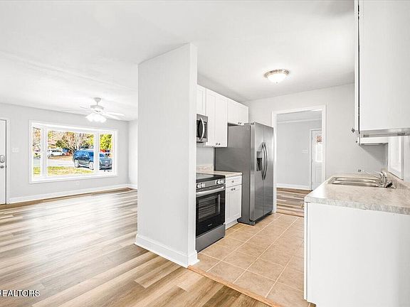 5th image of 3148 Wilderness Rd