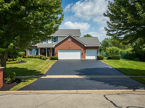 3rd image of 12807 Shelly Ln