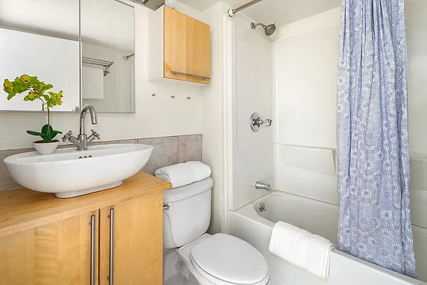 Sold by Compass | media 7