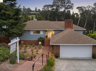 77 Westminster Dr, Oakland, CA 94618
