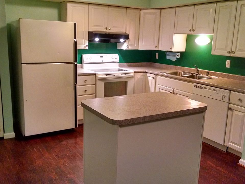 1st image of 3623 Seaford Ct
