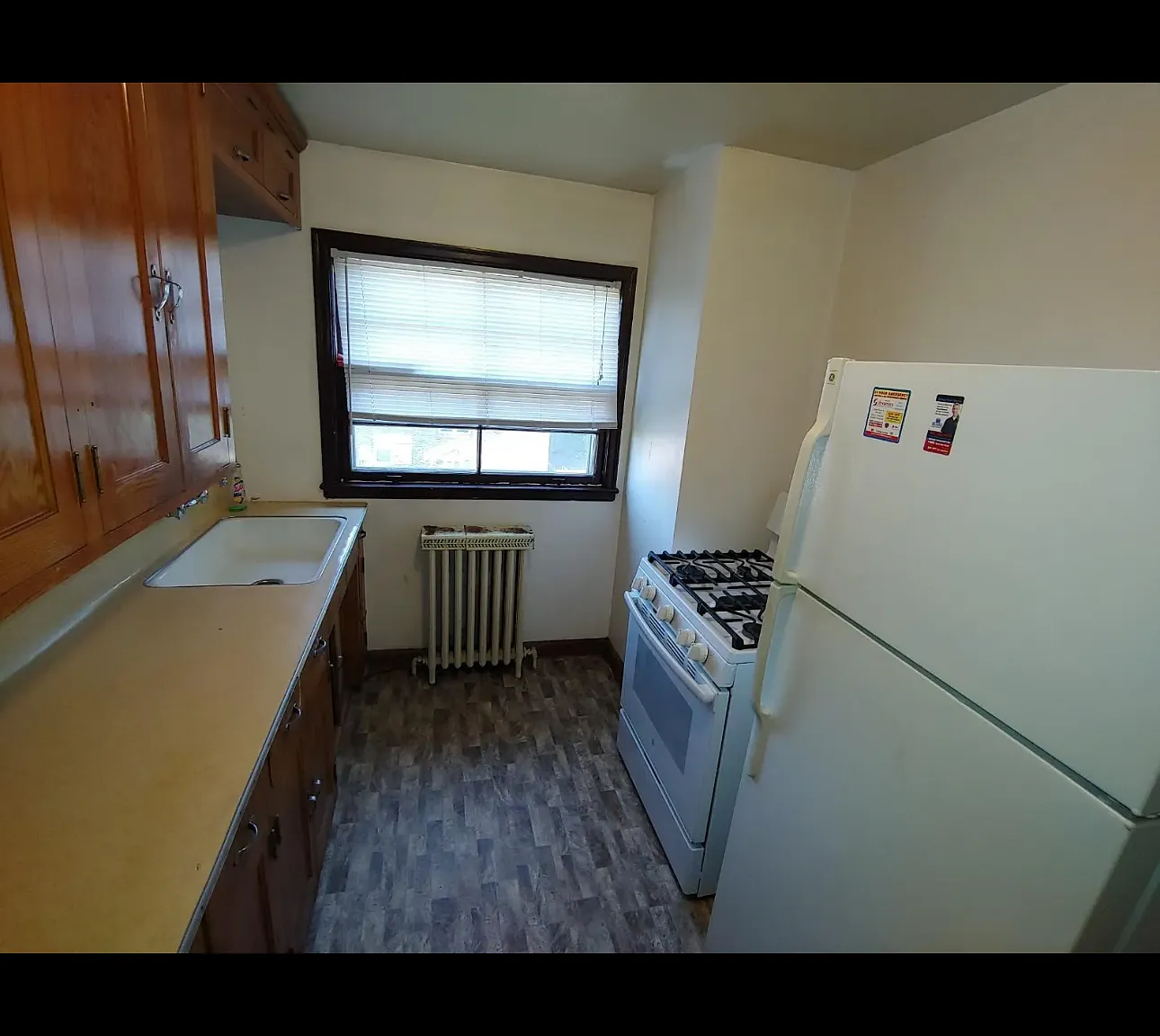1 bed, 650 sqft, $1,200 — Photo 3