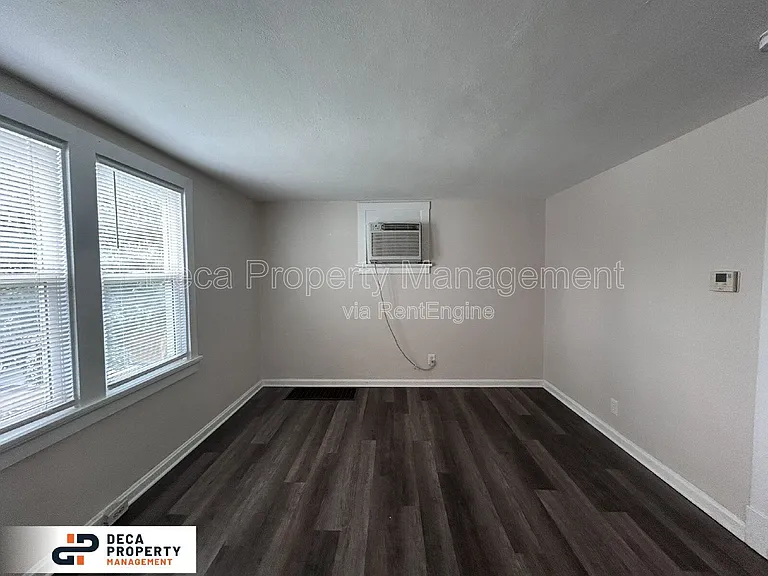 4930 Tiemann Ave — Photo 2