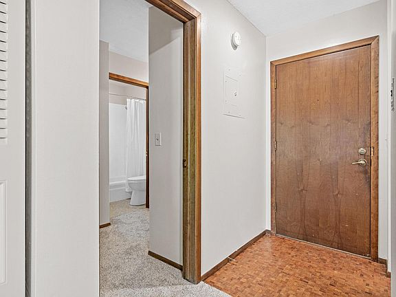 2nd image of 7500 Cahill Rd APT 101C