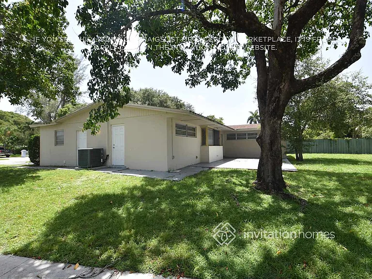 4641 NW 7th Dr — Photo 16