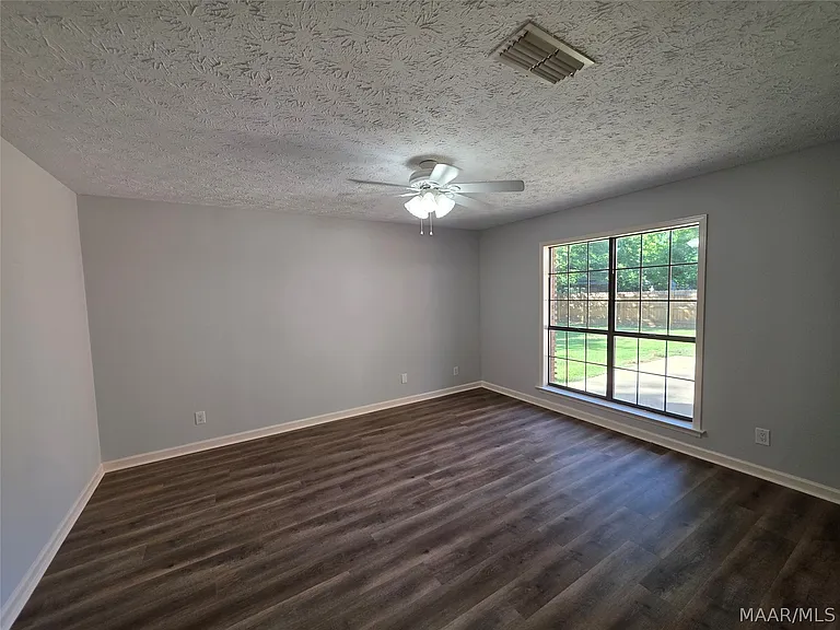 6225 Whitewater Ct — Photo 19