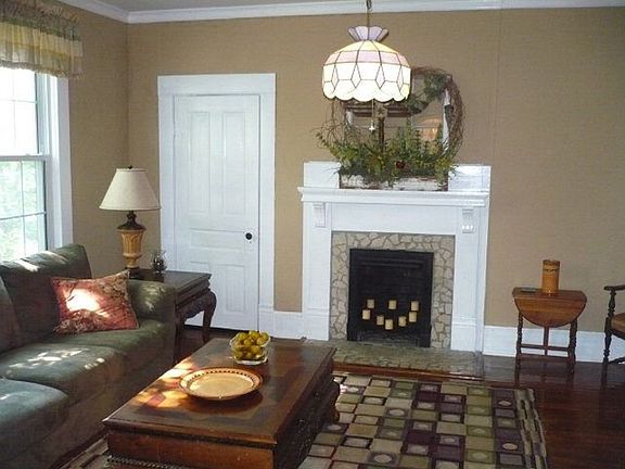 5th image of 42 Lanier Ave