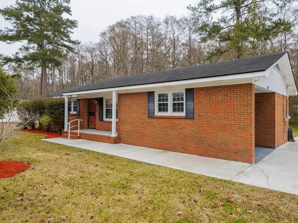 317 Brookside Dr, Adel, GA 31620