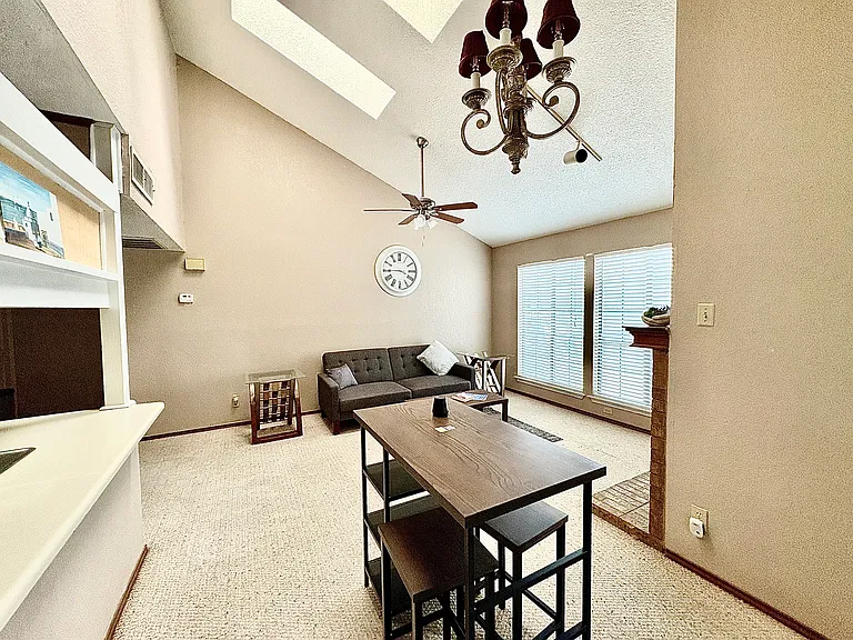 8633 Datapoint Dr #272 — Photo 3