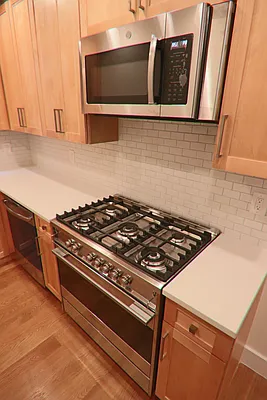 Rented by PMG Real Estate  | media 34