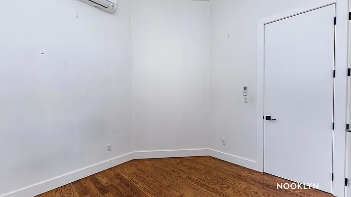 Rented by Nooklyn NYC LLC | media 14