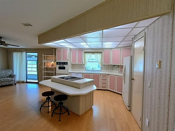 5th image of 430 La Buona Vita Drive
