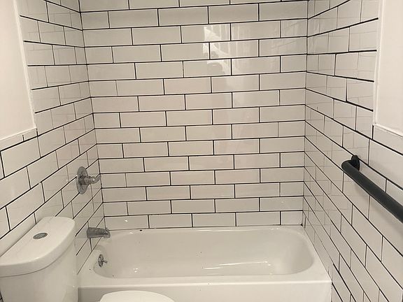5th image of 1313 Clay Ave Floor 1