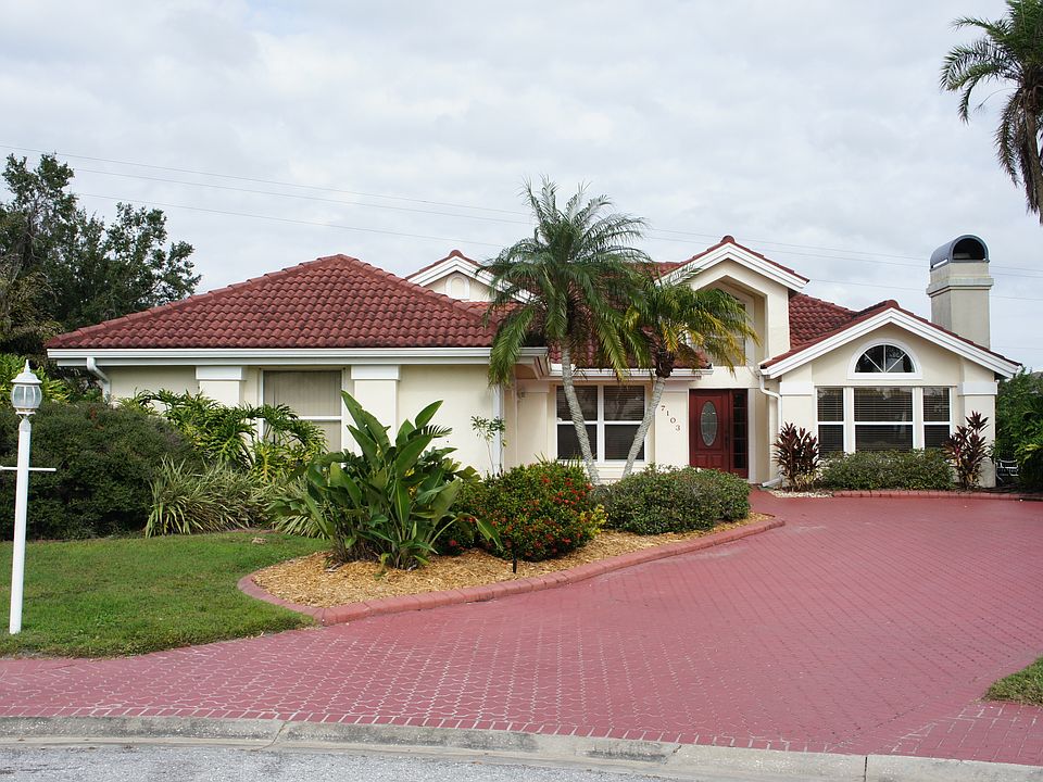 1st image of 7103 39th Ln E