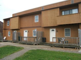 845 Deerfield Rd, Chatham, IL 62629