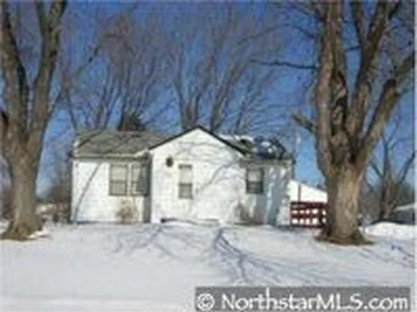 6616 Ronald Pl N, Brooklyn Park, MN 55428