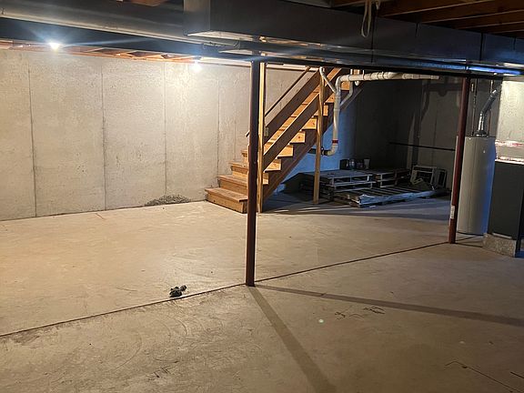 5th image of 707-709 Columbus St