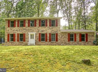 601 Spring Ln, Boiling Springs, PA 17007