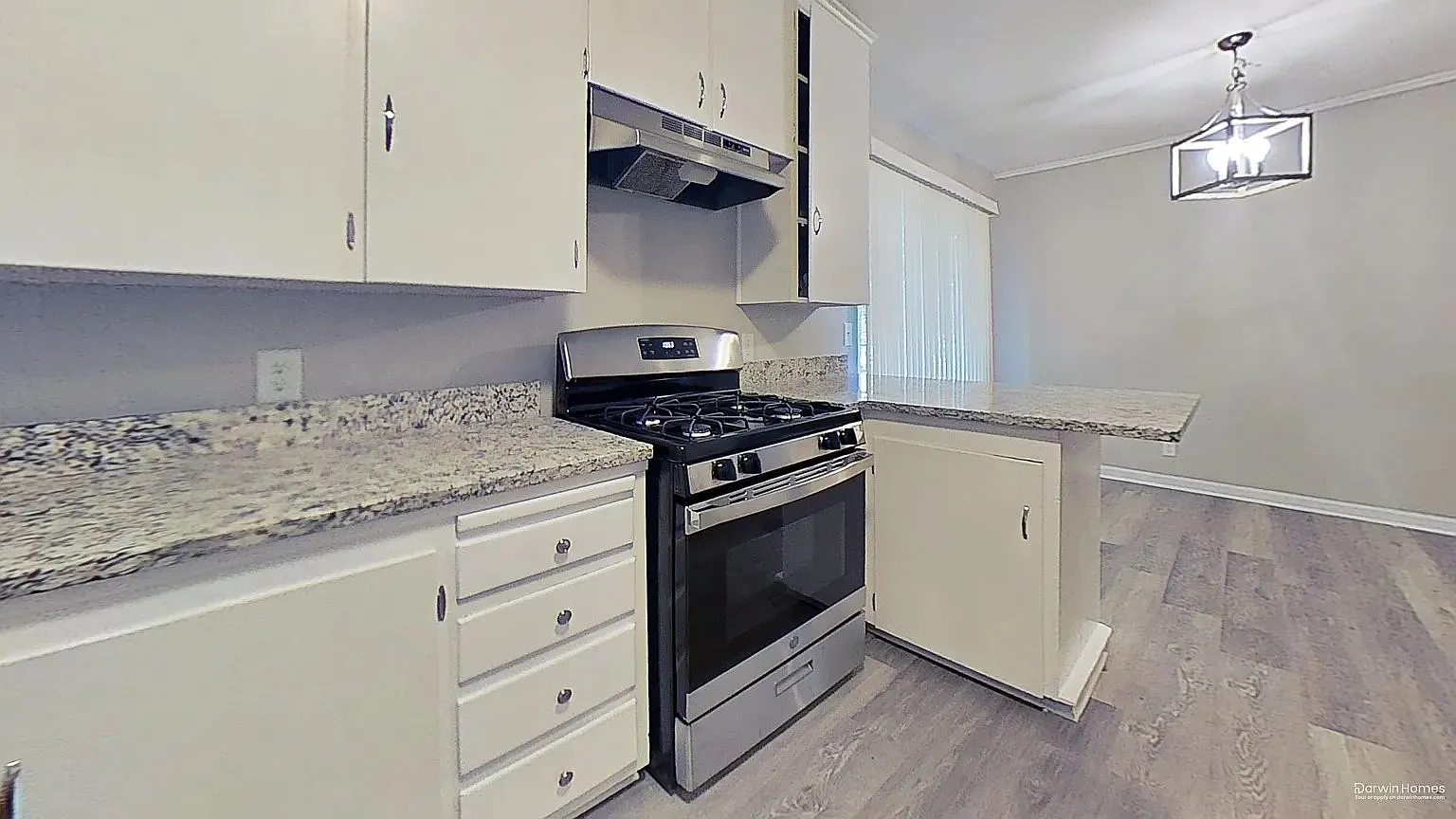 3 bed, 1.0 bath, 1053 sqft, $1,225 — Photo 2