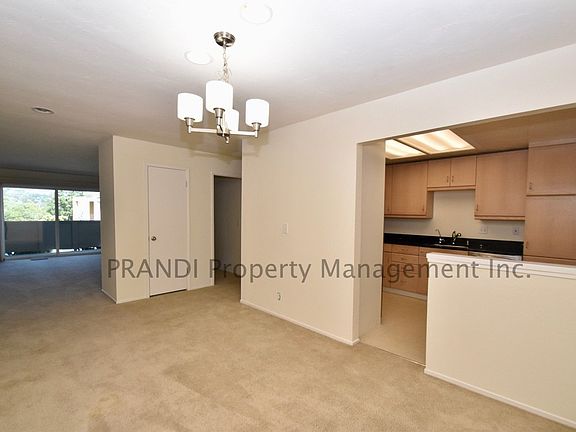 5th image of 175 Upper Via Casitas APT 19