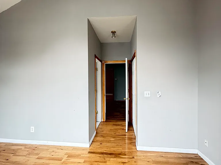 167 Garfield Ave #2 — Photo 16