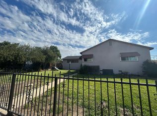 2914 N Garey Ave, Pomona, CA 91767