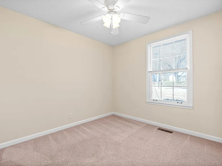 72 Current St — Photo 14