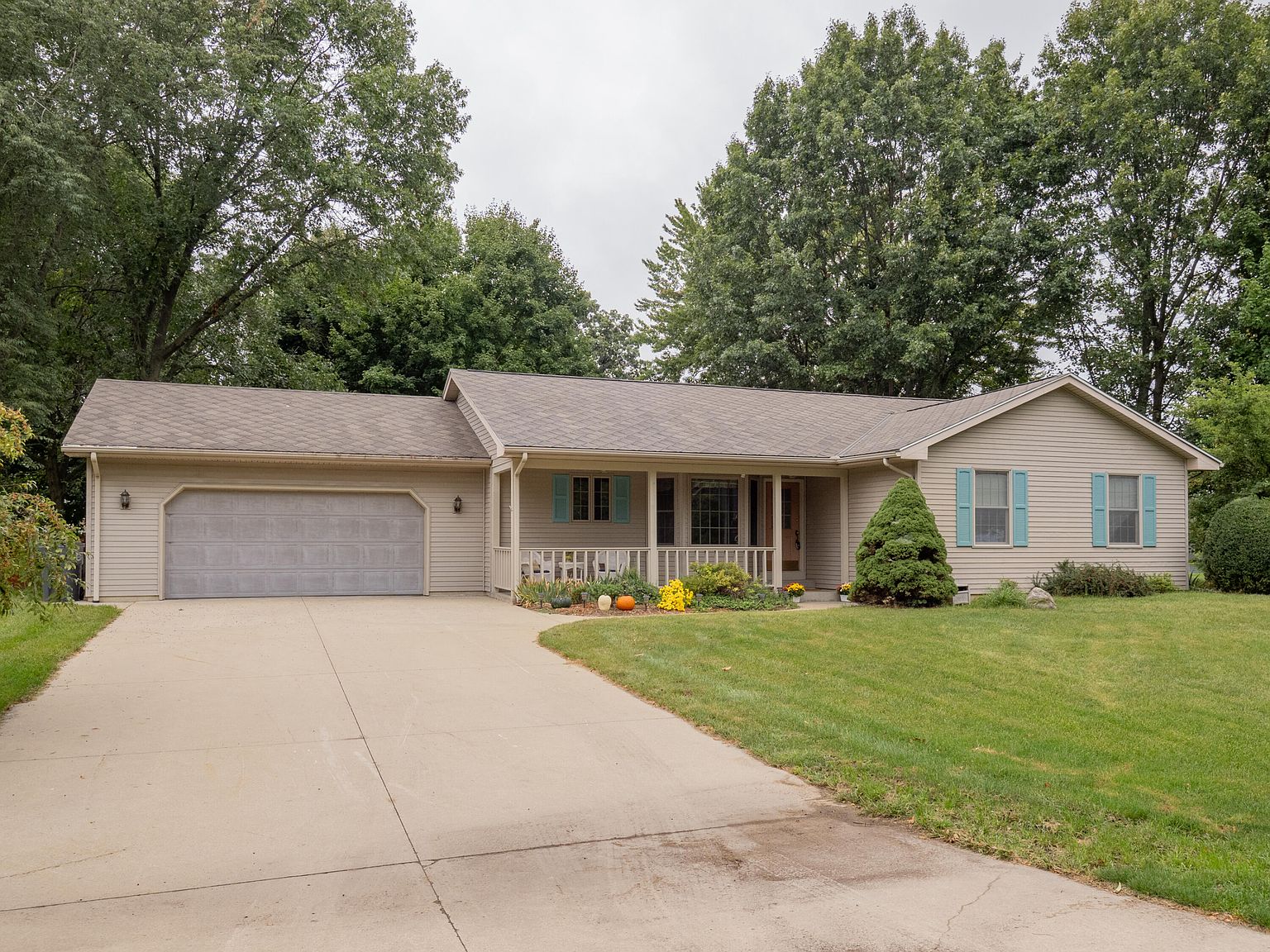 34490 Terrace Ct, Paw Paw, MI 49079 MLS 23133261 Zillow